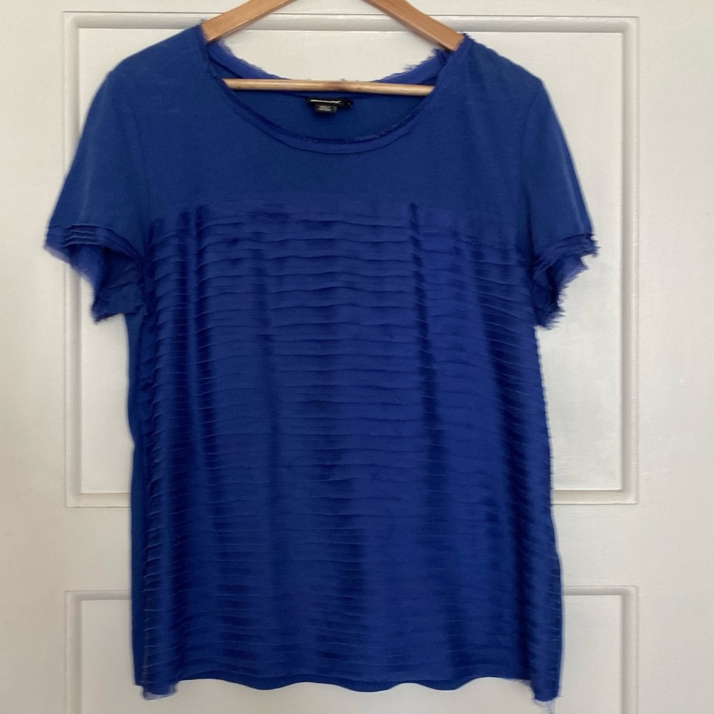 DKNY t-shirt